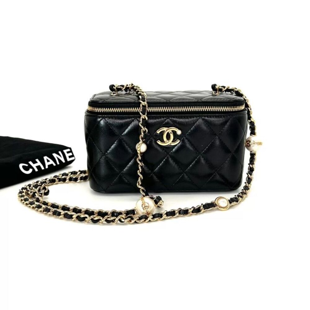 Chanel Women Pre-Loved Bag Very Good Condition